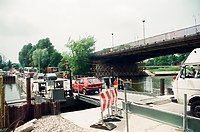 Kierowców czeka tymczasowa przeprawa przez rzekę