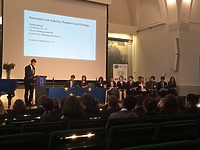 Uczniowie II LO zdobywali doświadczenie parlamentarzysty