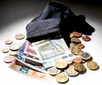 Unia daje euro, nam wzrosną podatki? - posłuchaj!