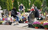 Uroczystości na cmentarzach