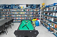 Słoneczna z nową biblioteką