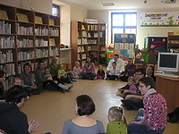 Wiosenne zabawy w „Świerszczykowym Ogródku”