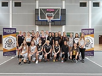 Worek medali młodych koszykarzy w 3 na 3