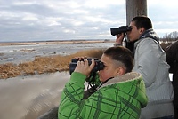 Mali badacze nad Jeziorem Drużno