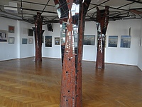 Wystawa trojga artystów