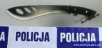 Z maczetą rzucił się na brata