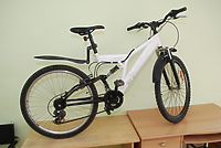 Zatrzymano czterech mężczyzn, jeden z nich to sprawca włamania