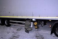 Zatrzymana naczepa na przejściu w Grzechotkach