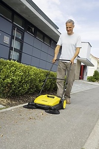 Żegnaj miotło i szufelko