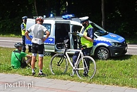 Zepchnął rowerzystę z drogi i odjechał (aktualizacja)