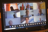 Zobacz relację z nadzwyczajnej sesji Rady Miejskiej