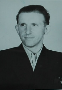 Z bezpieki do Elbląskich Zakładów Piwowarsko-Słodowniczych - Feliks Koniuszaniec