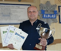 Elbląski policjant najlepszym kierowcą regionu