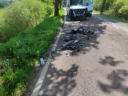 Zderzenie busa z osobówką