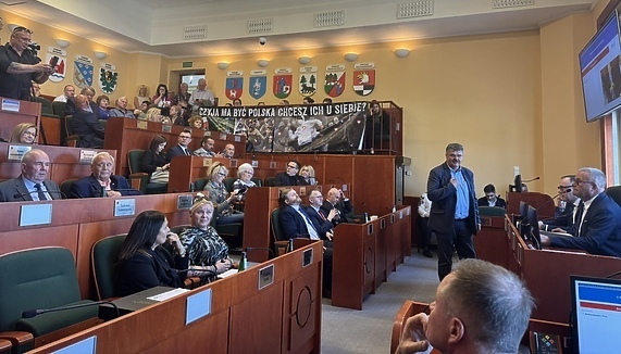 Burzliwie w sejmiku województwa