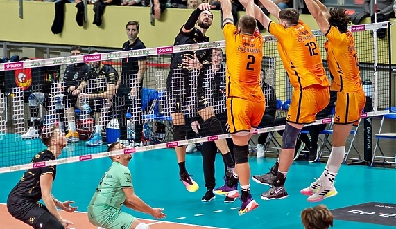 Sensacja pod siatką