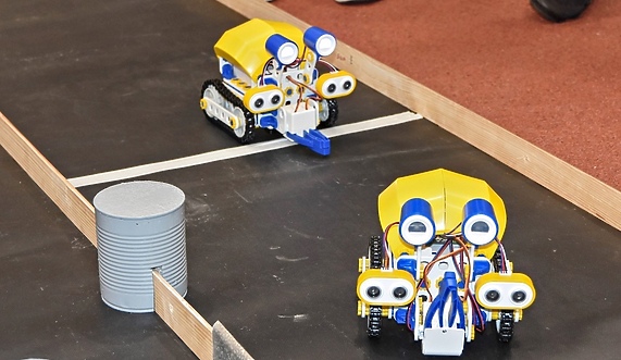 Uczniowie i roboty