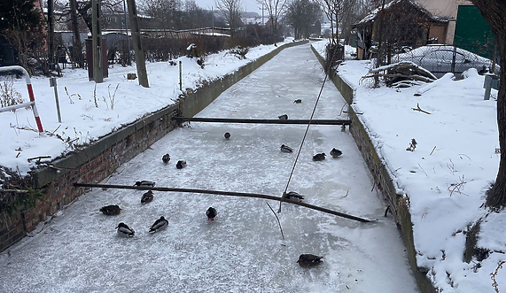 Zamarznięta Stradanka niepokoi mieszkańców Zamarznięta Stradanka niepokoi mieszkańców