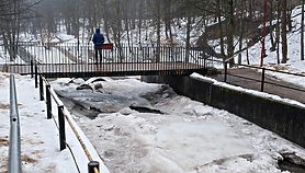 Przybywa wody w Kumieli. Władze Elbląga apelują do mieszkańców