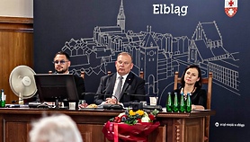 Prezydent z wotum zaufania  i absolutorium