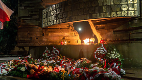 Solidarność uczci ofiary Grudnia 70 Solidarność uczci ofiary Grudnia 70