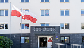 Zaatakował nożem w parku. Twierdzi, że się bronił