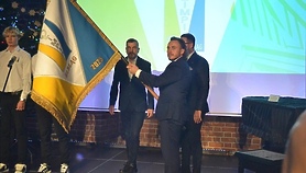 Żółto-biało-niebieska przysięga