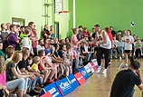 Grali i licytowali dla Adama