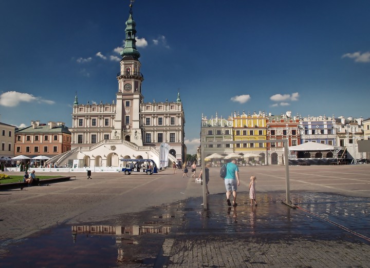 "Upalny dzień w Zamościu"