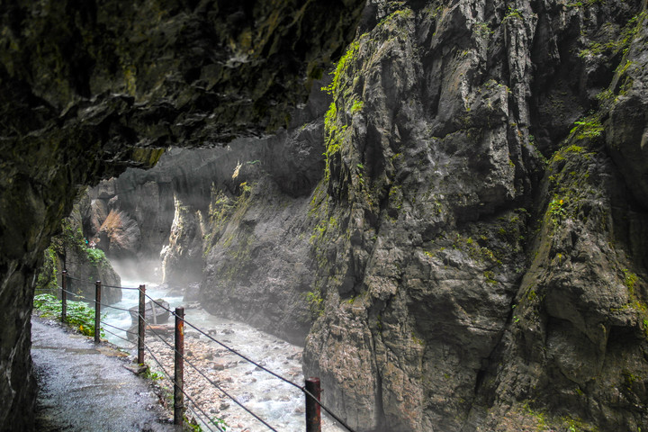 Wąwóz Partnachklamm w Garmisch-Partenkirchen