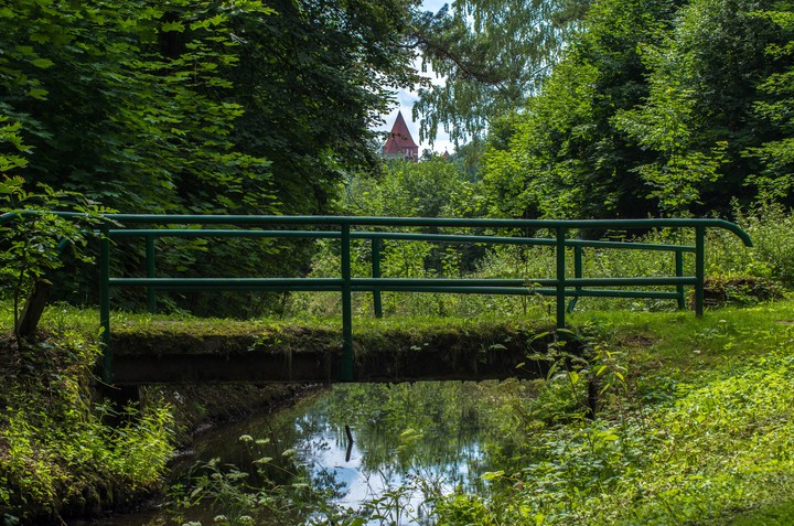 Mostek nad rzeką Wąską