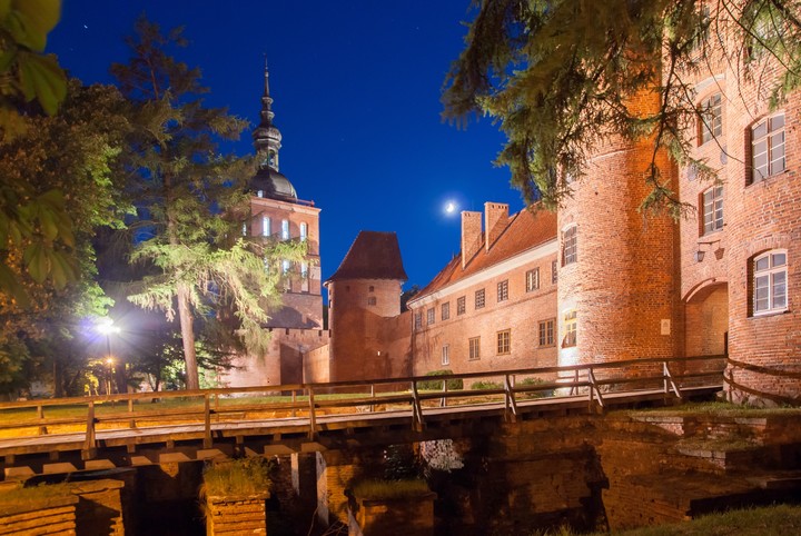 Spacer w Noc Muzeów .