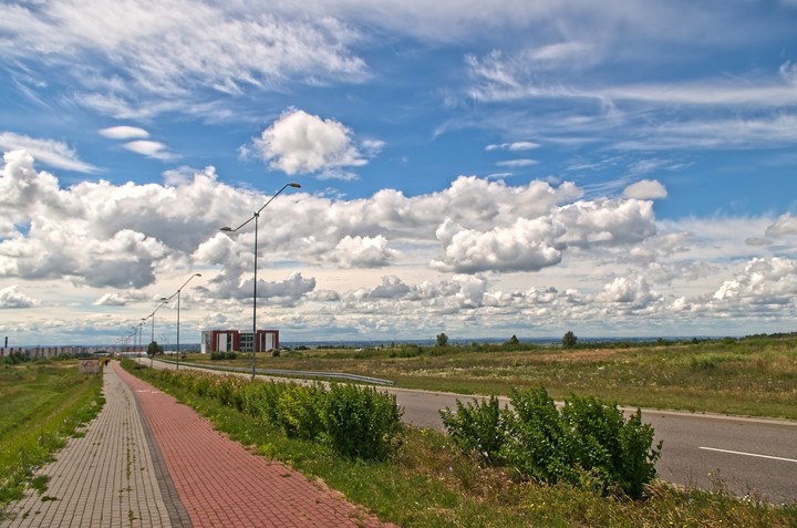 Chmury nad Modrzewiną