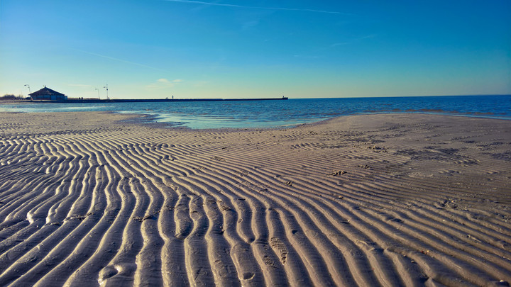 Pożebrowana plaża