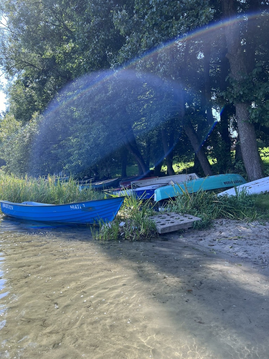 Wspomnienie lata.(Statek kosmitów.)