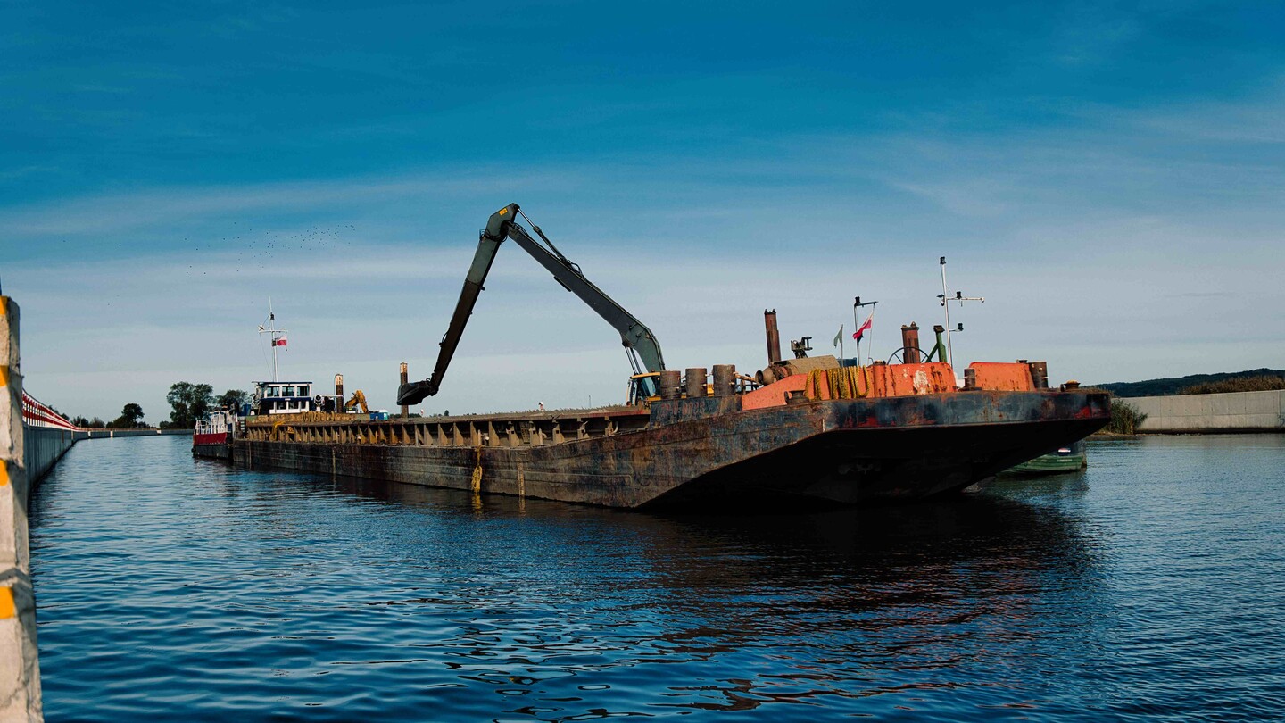 Ruch na rzece Elbląg