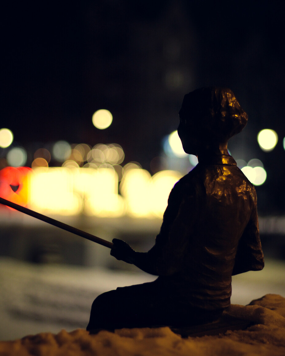 Piekarczyk i światła nocy