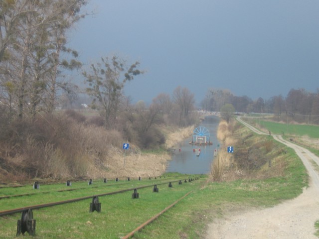  
Burza Nad Pochylnią.