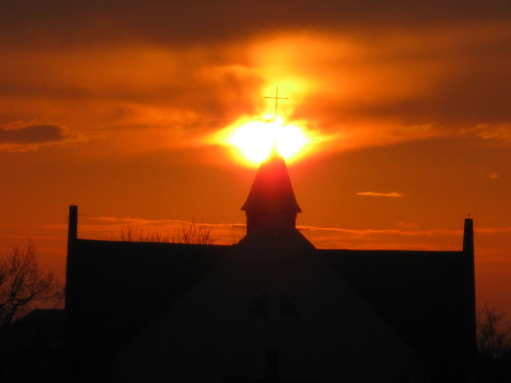 Płonący krzyż (ul. Kosynierów Gdyńskich)