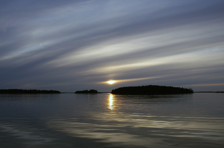 Alandy - największy na Bałtyku archipelag liczący ponad 3 tys. wysp i wysepek.