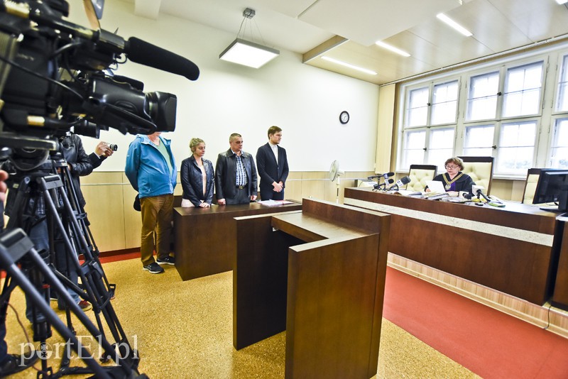 Elbląg, Na sali sądowej obecni byli m.in. rodzice chłopca