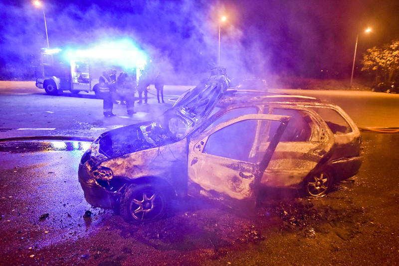 Elbląg, Ogień strawił fiata w 2 minuty