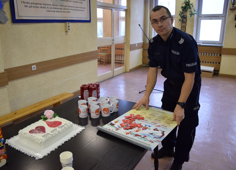 Elbląg, Do oddawania krwi zachęca sierż szt. Jacek Grzebyk