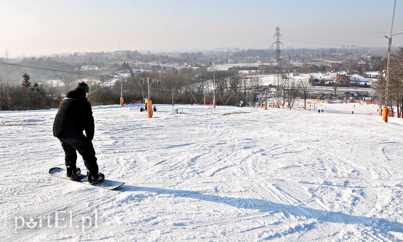 Elbląg, Z Góry Chrobrego zjeżdżają m.in. narciarze i snowboardziści
