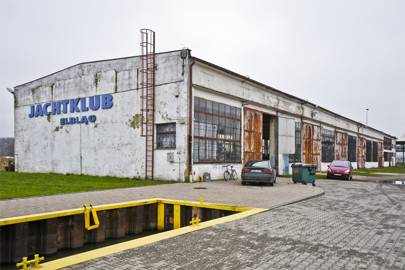 Elbląg, Hangar powstał w 1980 r., wymaga gruntownej przebudowy
