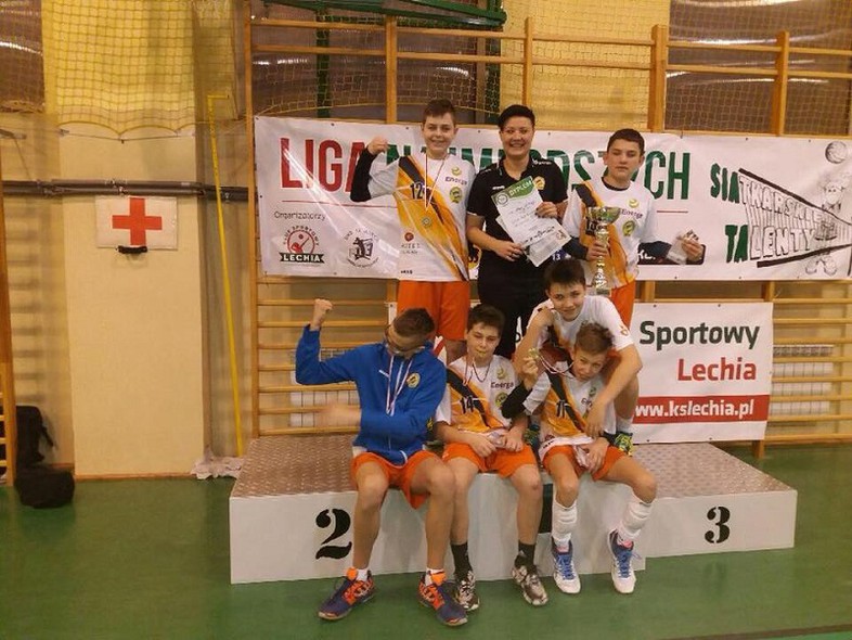 Elbląg, Młodzi zawodnicy IKS Atak najlepsi w Tomaszowie