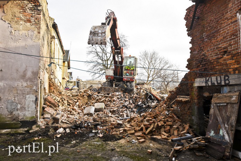 Elbląg, Wyburzają kolejny budynek