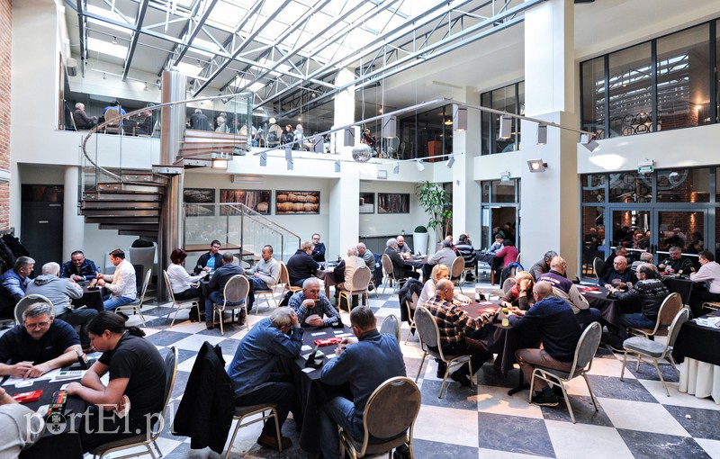 Elbląg, Brydżyści z całego kraju walczą w Elblągu o tytuł mistrza