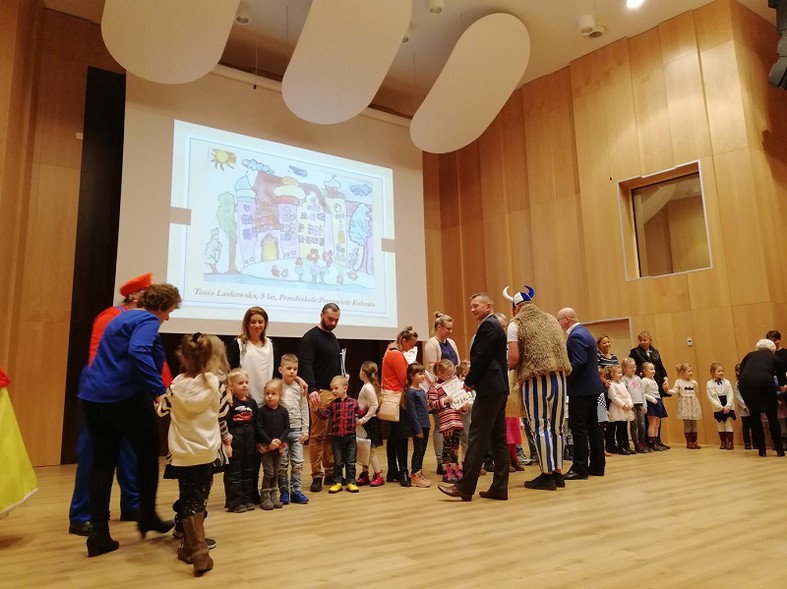 Elbląg, Rozstrzygnięcie konkursu plastycznego już na nami