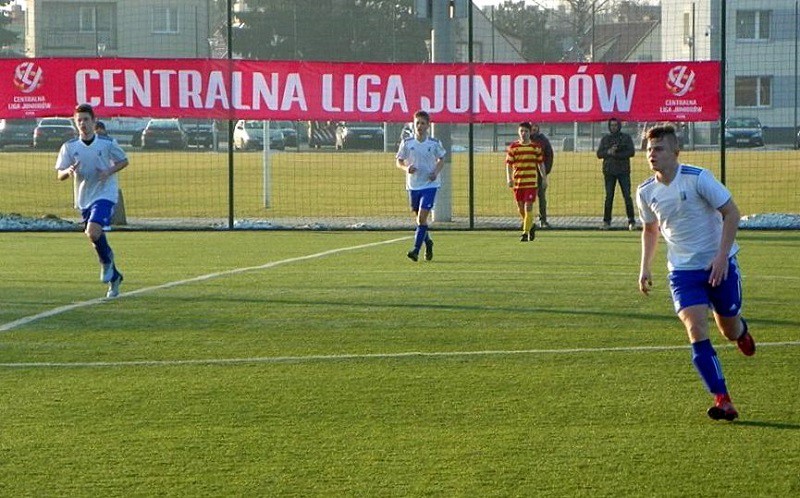 Elbląg, Pierwsze zwycięstwo trampkarzy Elbląg, Pierwsze zwycięstwo trampkarzy